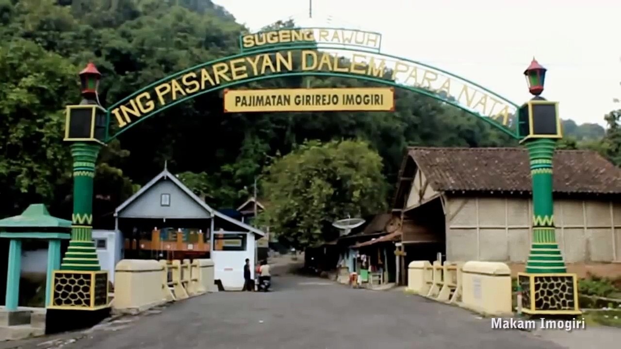 BANTUL MENYIMPAN PESONA - Hapri Shinta & Candra