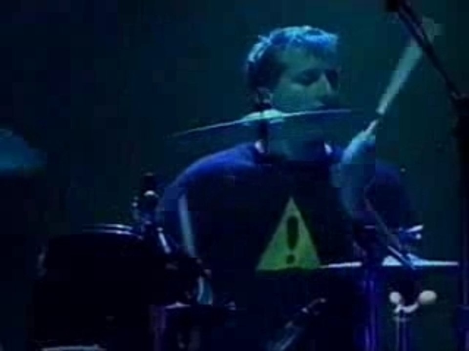 Green Day Basket Case (LIVE)