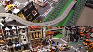 Lego City with 10232 LEGO Palace Cinema and 4207 Garage