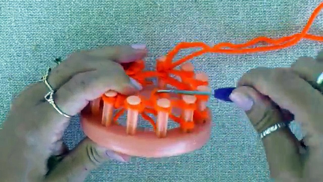 How to Loom Knit a Pumpkin