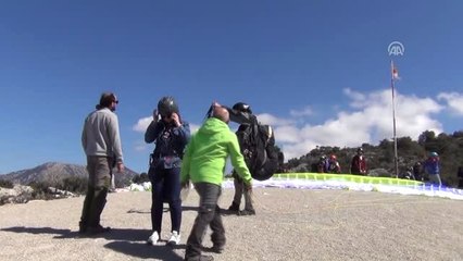 Babadağ Kışın da "Uçuruyor"