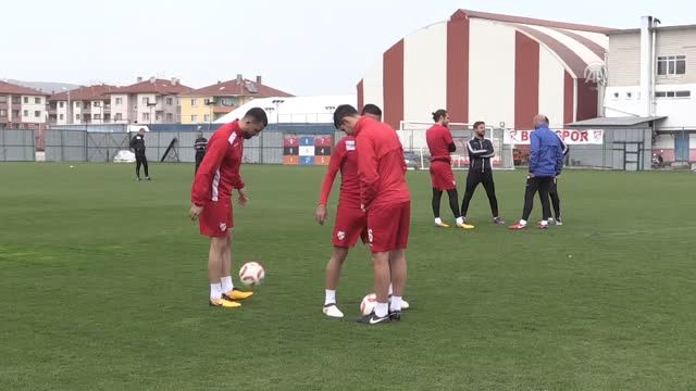 Karafırtınalar: Milli Takım Arasında Hazırlık Maçı Oynama Taraftarı Değilim