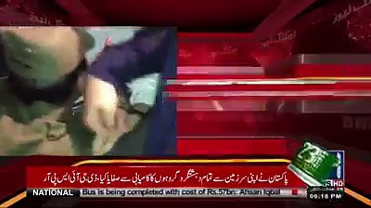 Khuwaja Asif Se Sarak Ki Tameer Krawanay Ka Mutalba Mehnga Parh Gaya.