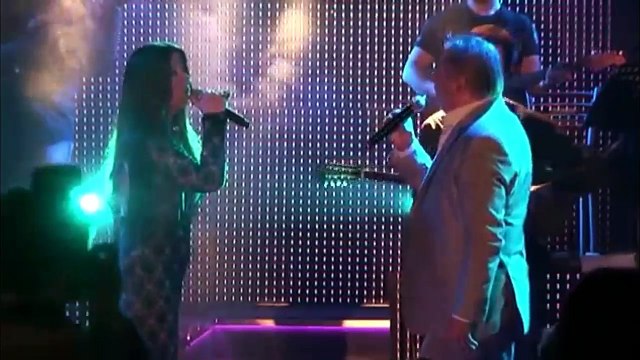 Ζαφείρης Μελάς & Άντζελα Δημητρίου - Ένα απόγευμα θλιμμένο Ποιά Θυσία - Live 2014 HD