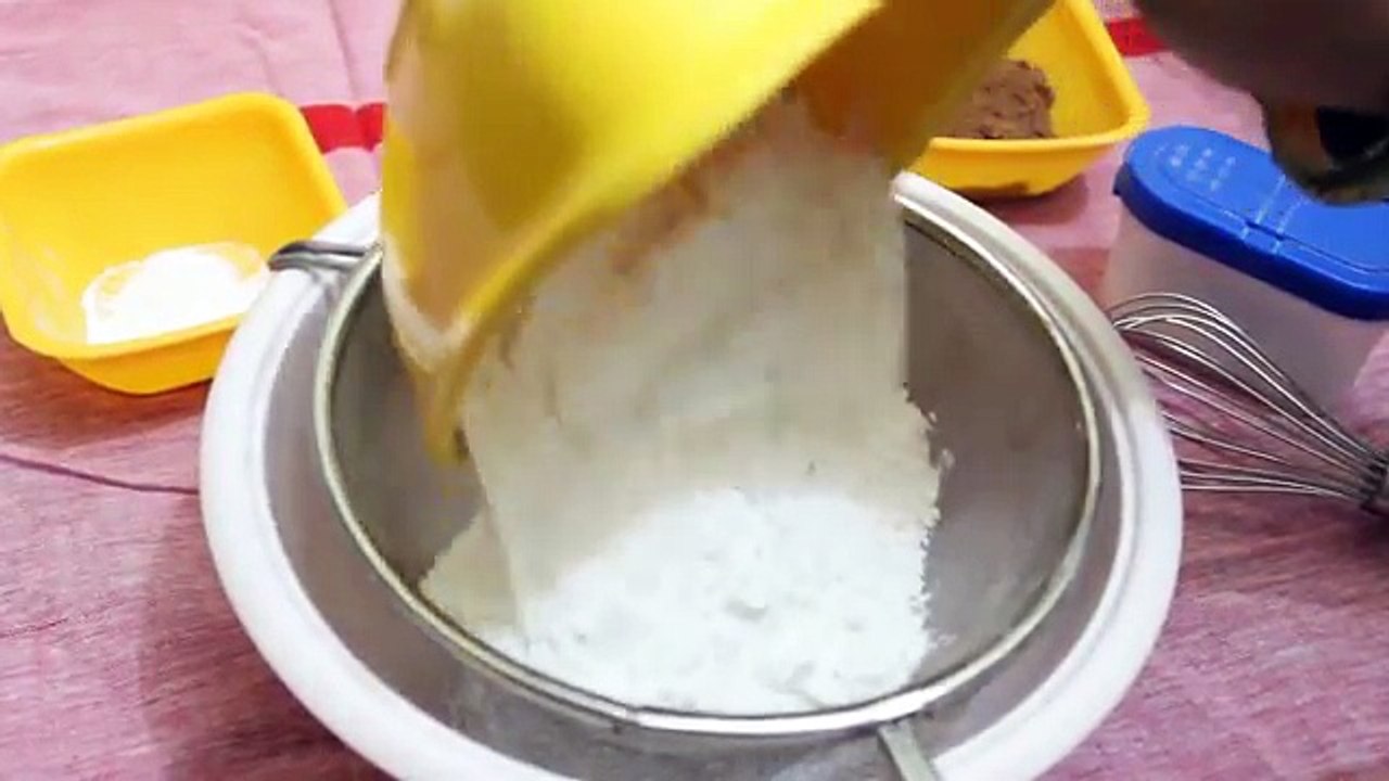 Eggless Chocolate Cake Without Oven/No oven/No condensed milk/Moist/Soft/Chocolate Ganache icing