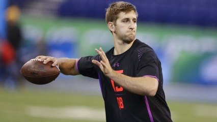 Is Sam Darnold a safer bet than Josh Rosen?