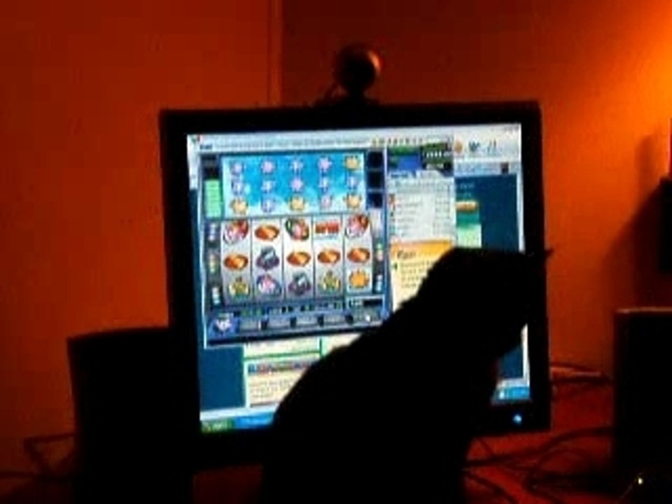 Kitty weirdness 037