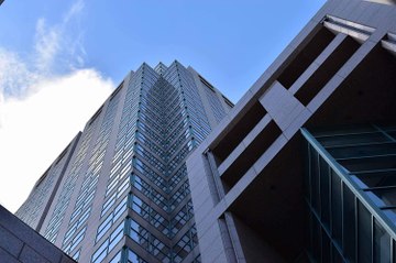 Alex, Inc. Season 1 Episode 1 (Online Streaming)