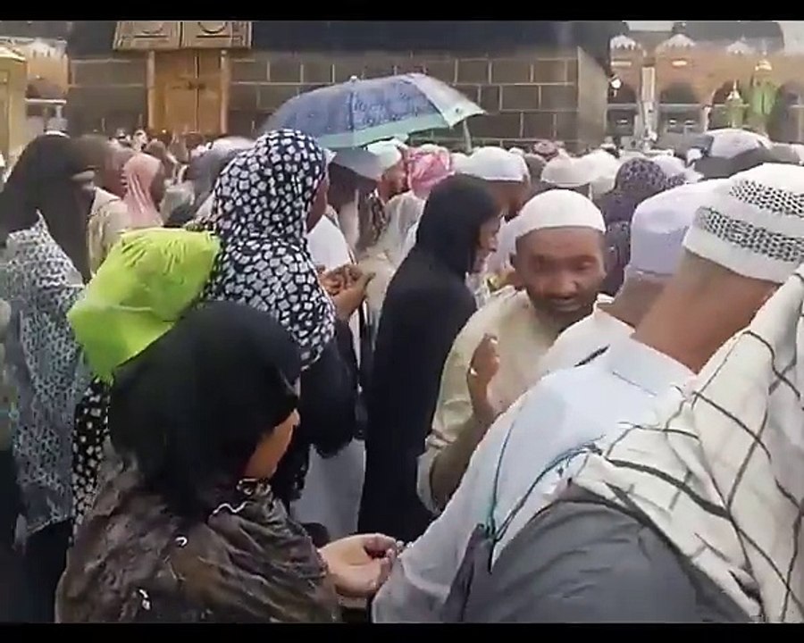 Rain In Khana Kaba Makkah 2017 - YouTube