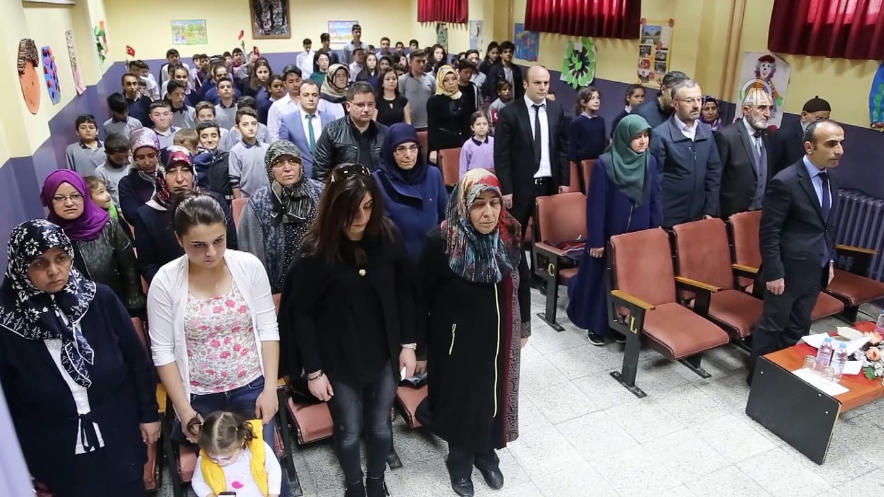 Mektup yazdığı askerden gelen harçlığı Mehmetçik Vakfı'na bağışladı - SİVAS