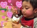 おいしそうにseventeeen iceを食べる♪ 3歳のトレーシーと1歳のスティーブ ★Eat a favorite seventeeen ice★