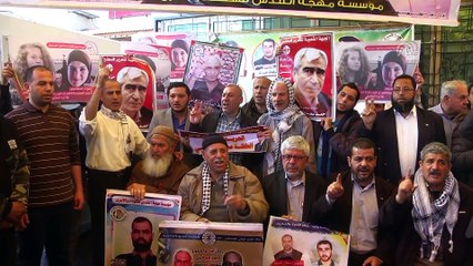 İsrail hapishanelerindeki Filistinlilere destek gösterisi - GAZZE