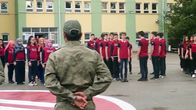 Öğrencilerden Mehmetçiğe koreografili teşekkür - KARABÜK