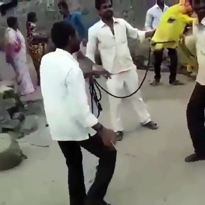 Funny aik baar aaja aaja