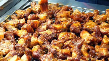 KOREAN STREET FOOD at Mangwon Market in Seoul