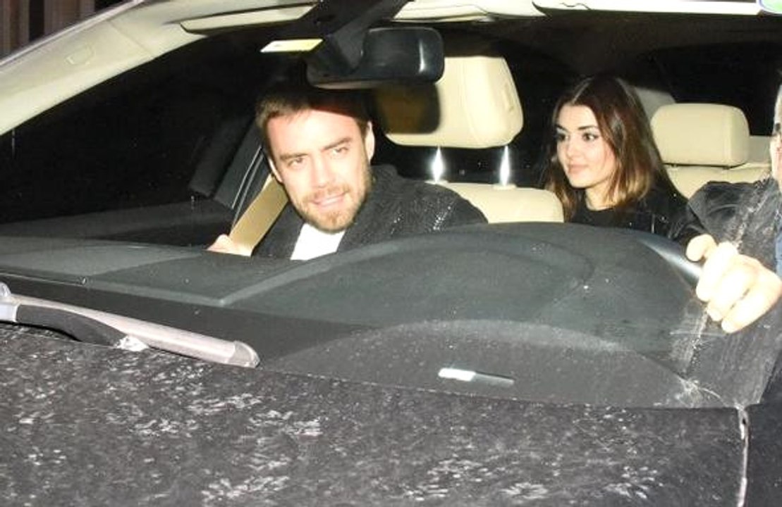 Murat Dalkılıç ve Hande Erçel, Kural Bozup Fotoğraf Paylaştı