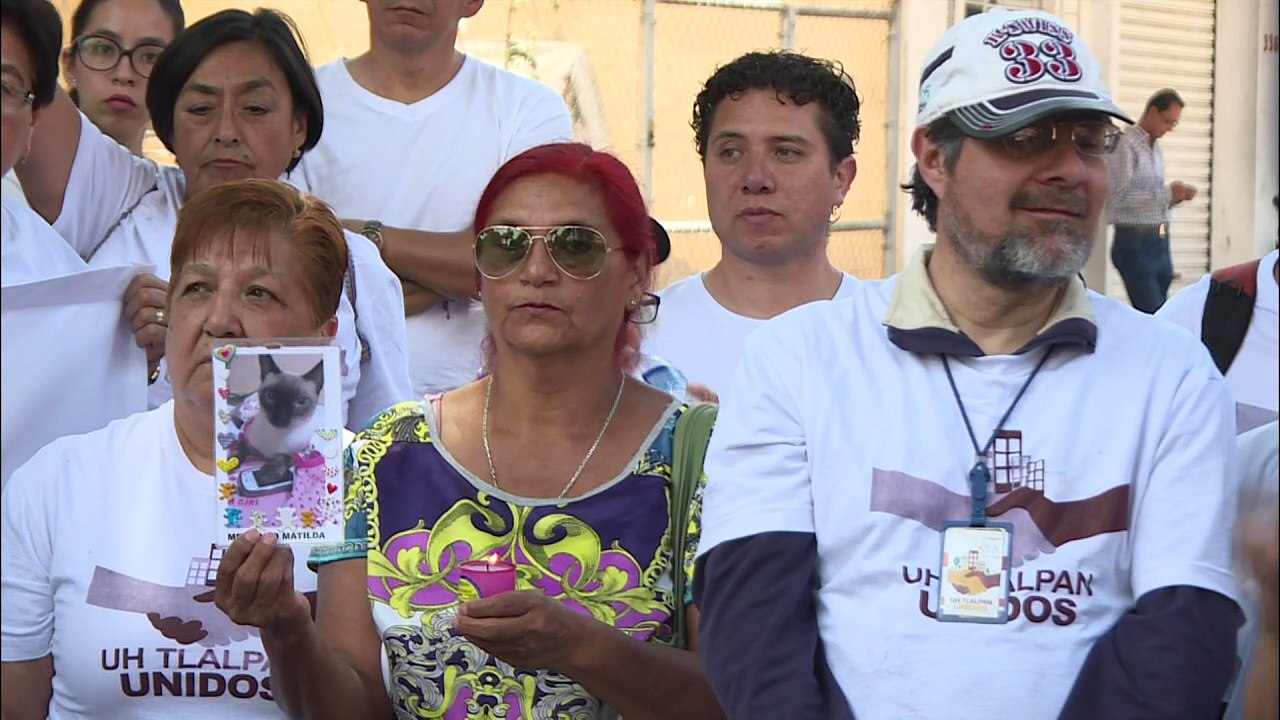 A seis meses de sismo en México damnificados piden ayuda