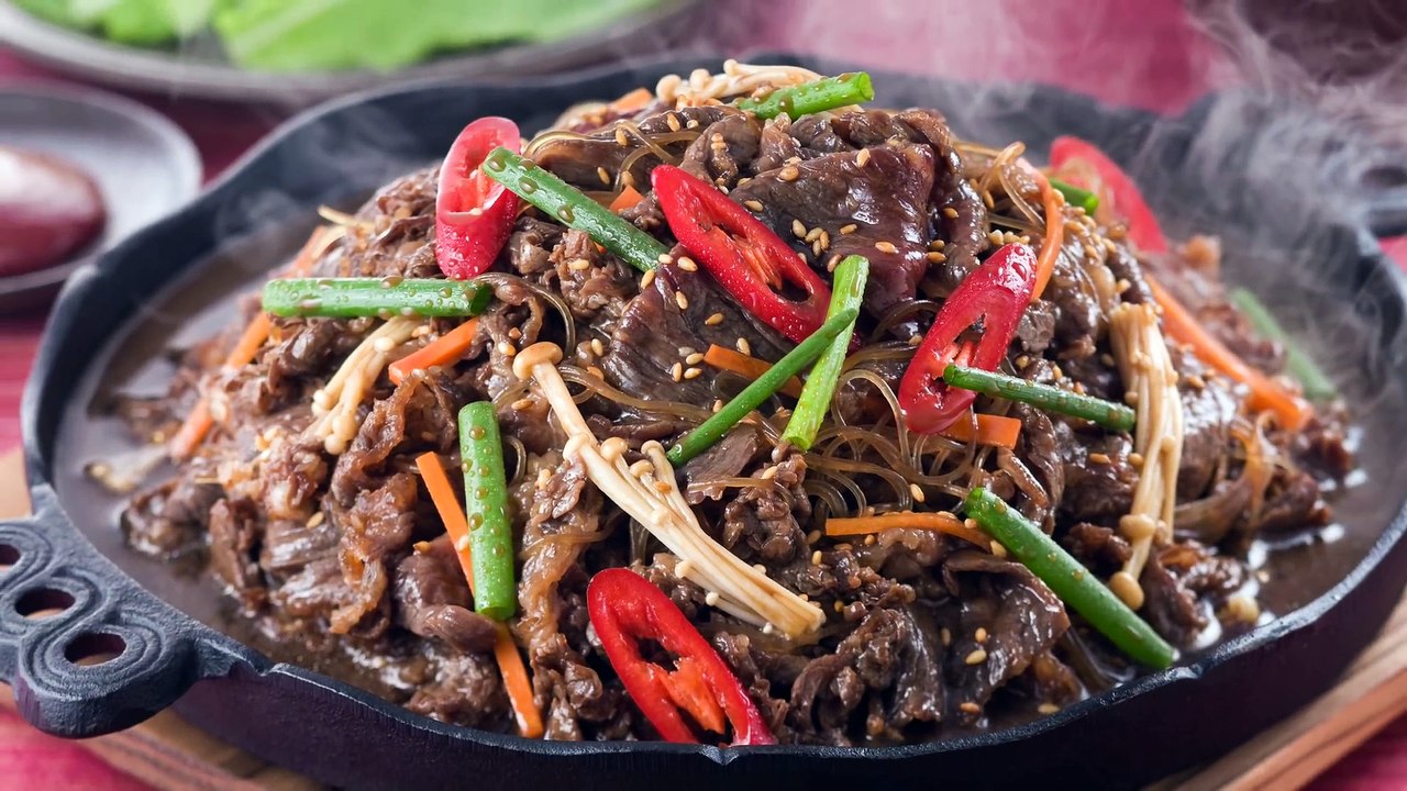 SPICY KOREAN FOOD at Traditional Korean Market