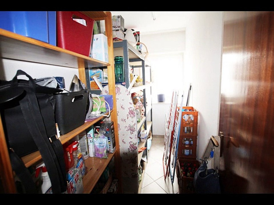 Zu Verkaufen 148qm 5 Zimmer, Erdgeschosswohnung mit Garten, Sauna und großem Keller in ruhiger Sackgasse