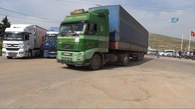 BM'den Suriye'ye 21 tırlık insani yardım