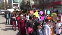 Tunceli-Tunceli'de Down Sendromlular İçin Farkındalık Yürüyüşü
