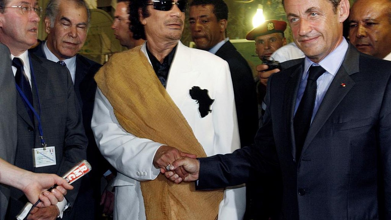 Sarkozy in untersuchungshaft wegen gaddafi-geldern