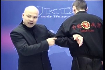 Jeet Kune Do with Michael Wong 3 - Lock and Hold 2