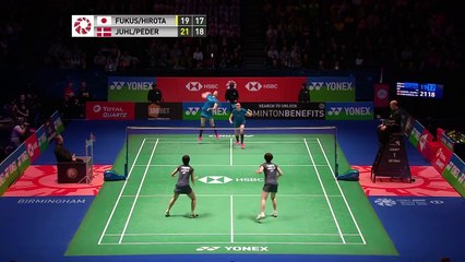 Un point en badminton complètement fou: 102 échange