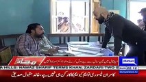 Sindh UmerKot  11 lakh Abadi Waly city men 55 Beds Waly Hospital men Behosh Karny wala Docter hi nahi