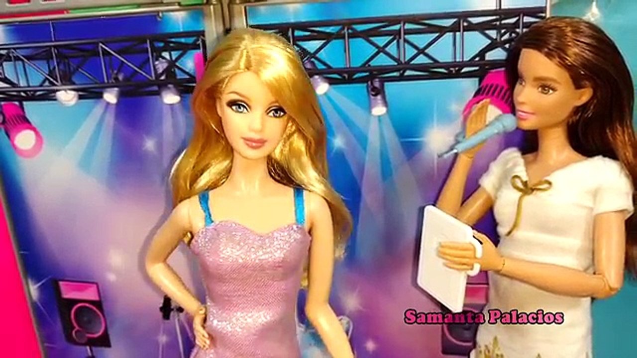 Barbie Desafio Fashionista #16: Chicas Retro! Moda de los 90s!