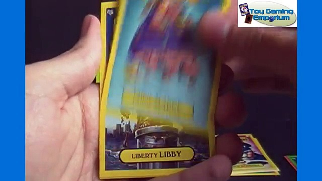 Opening 4 Packs of Garbage Pail Kids Flashback...