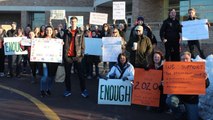 #Pizza4Protesters: Community Backs Students Over Gun Control Walkout