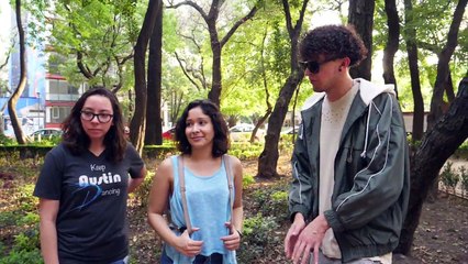 SERENATA de (Bad Bunny, Khea & HotSpanish) a Desconocidas "LOCA"