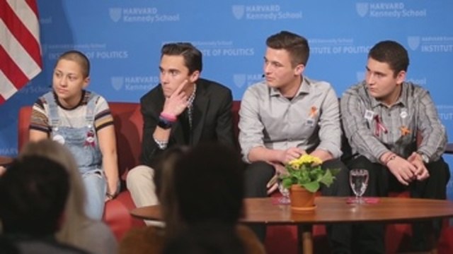 Harvard recibe a estudiantes de la escuela secundaria de Parkland para hablar sobre control de armas