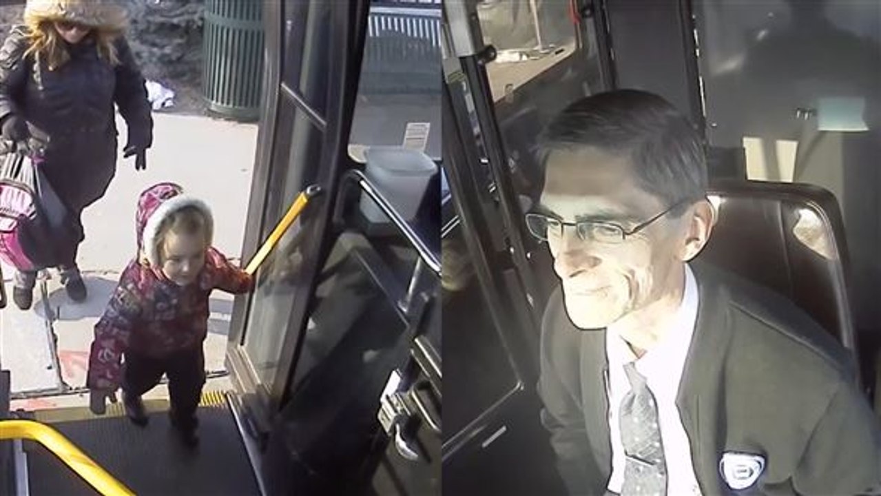 Busfahrer verzückt das netz mit rührender geste