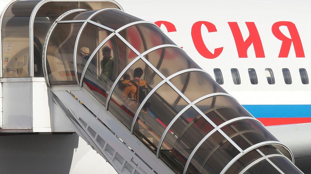 Fall Skripal: 23 russische Diplomaten in Moskau angekommen