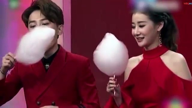 Woman eating candy floss for competition is the best thing you'll see all  day - video dailymotion