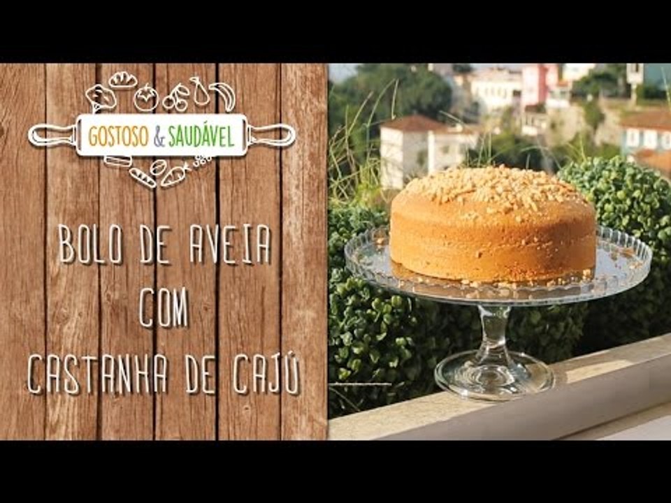 Receita de bolo saudável por Taeq (Bolo de aveia com castanha-de-caju)