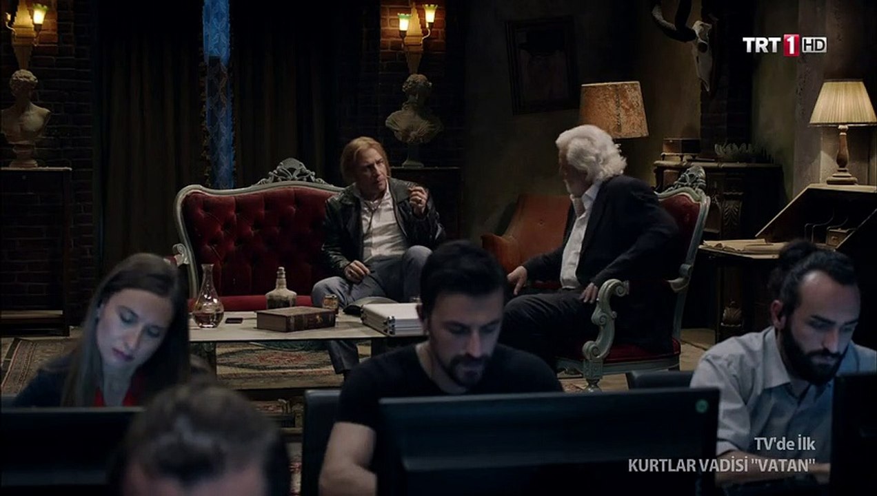 فيلم وادي الذئاب الوطن القسم 2 مترجم للعربية ...