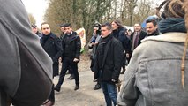 Notre-Dame-des-Lande. Le secrétaire d état, Sebastien Lecornu sur la RD281 dans la Zad