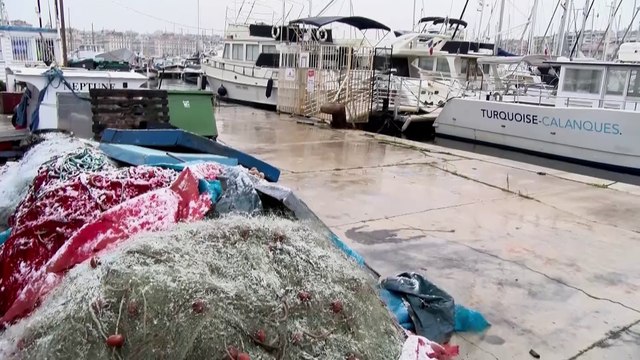 Le début du printemps sous la neige à Marseille