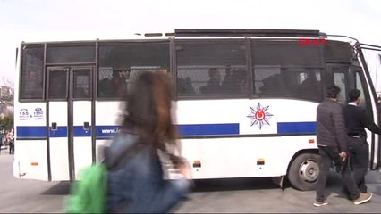 Bakırköy'deki Nevruz Kutlamaları: 22 Kişi Gözaltına Alındı