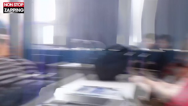 Ce prof de maths résout un calcul plus vite que ses élèves aidés de calculatrices (vidéo)