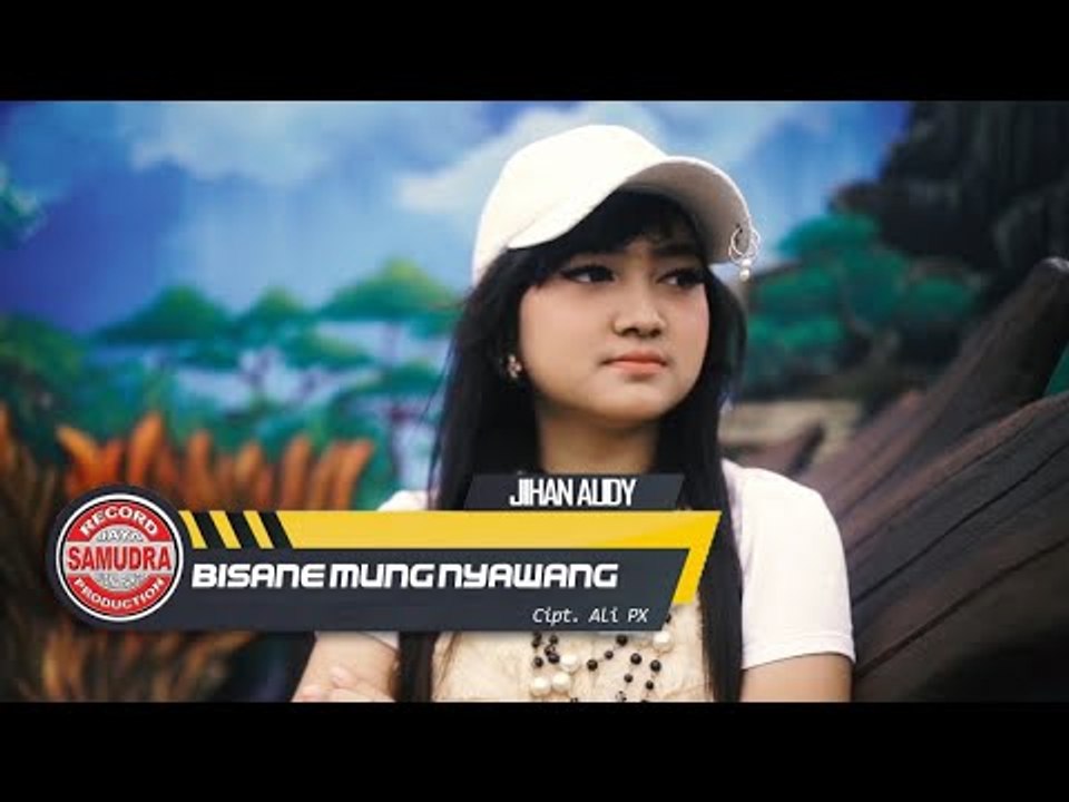 Jihan Audy - Bisane Mung Nyawang (Official Music Video)