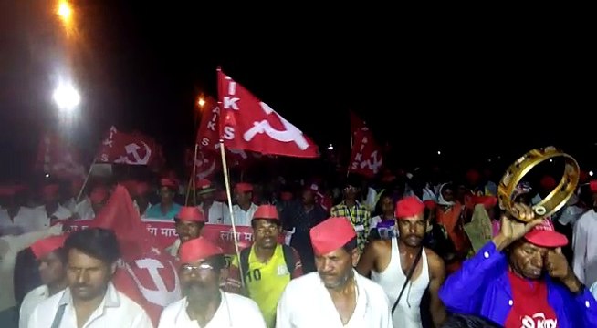 maharastra aadivasi kisaan sabha morchya nashik to mumbai 10