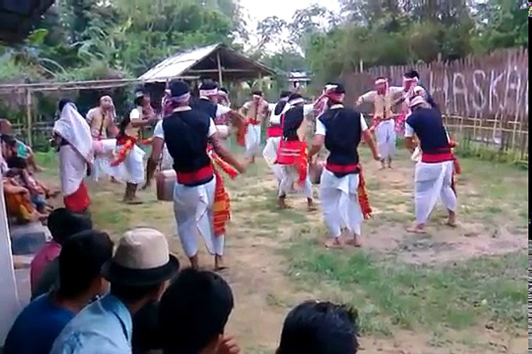 BIHU_DANCE