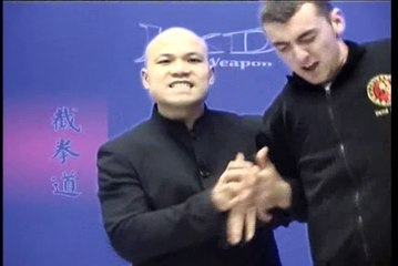 Jeet Kune Do with Michael Wong 3 - Lock and Hold 18