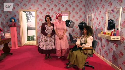 Llan-ar-goll-en.s01e01.Y Brwsh Gwallt Coll