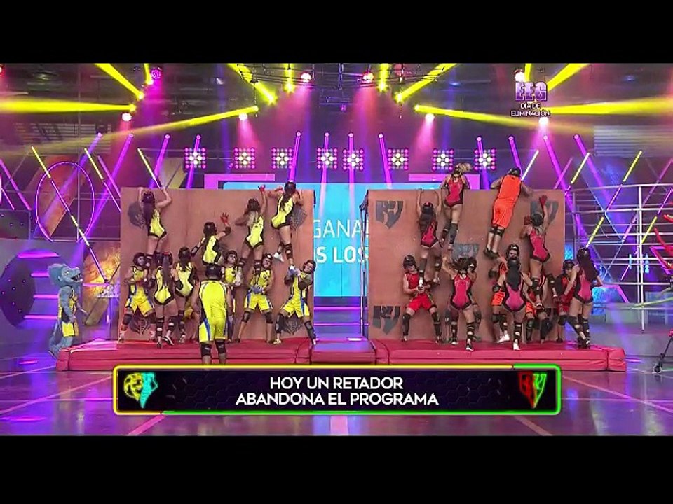 rosangela se doblo el tobillo en pleno programa