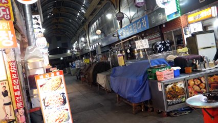 CHICKEN NOODLE SOUP ALLEY in South Korea